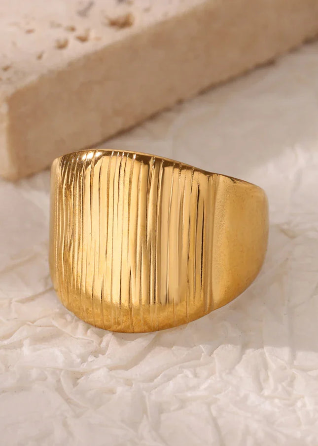 Pini Ring