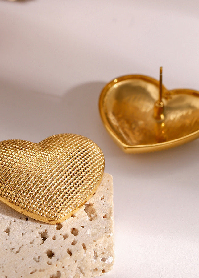 Jieding European and American stainless steel love stud earrings high-end earrings 18k metal ins earrings titanium steel jewelry cross-border