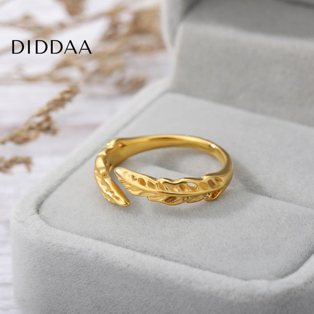 Ferriere Ring | Gold Leaf Fine Ring - Adjustable - Rings
