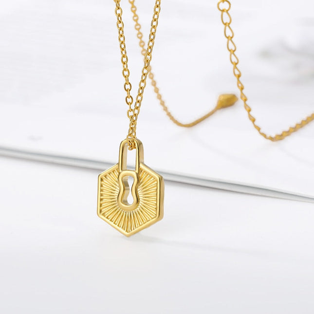 Lockhart Pendent Necklace | Gold Locket Chain - Gold - Necklaces