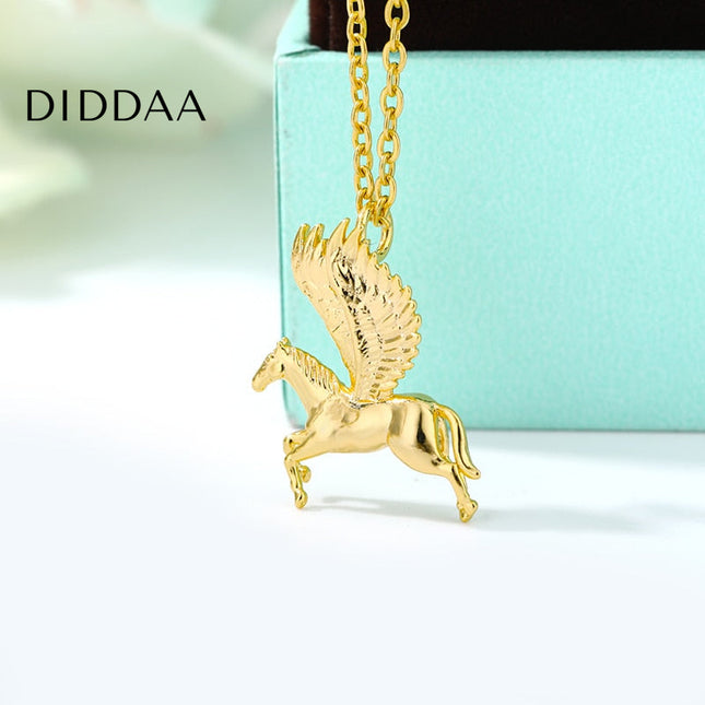 Pegasus Pendant Necklace | Gold Pegasus Animal Chain - Necklaces