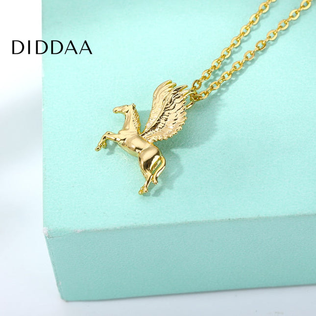 Pegasus Pendant Necklace | Gold Pegasus Animal Chain - Necklaces