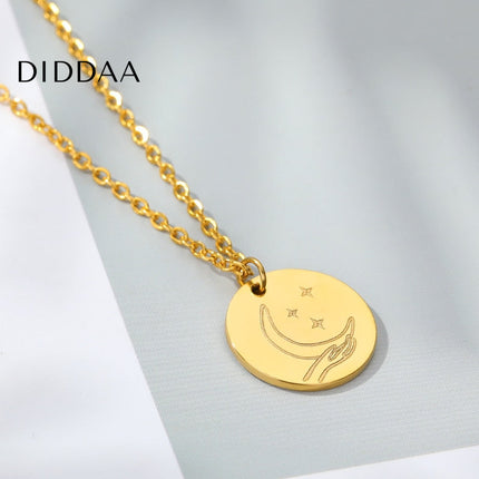 Choisir Pendant Necklace | Gold Moon Chain - Necklaces