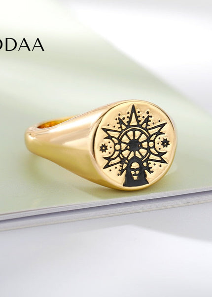 Caulfield Ring | Gold Statement Signet Ring - Rings