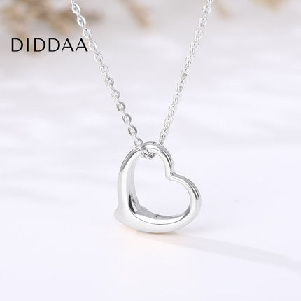 Warmly Pendant Necklace | Gold Heart Chain - Silver - Necklaces