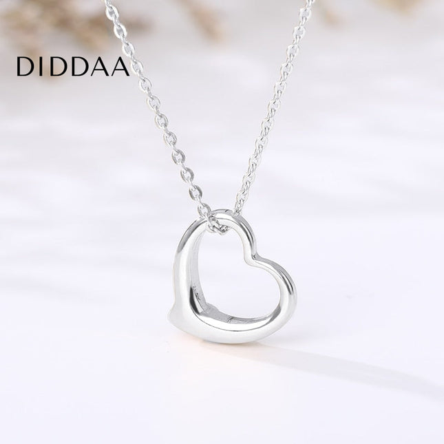 Warmly Pendant Necklace | Gold Heart Chain - Silver - Necklaces