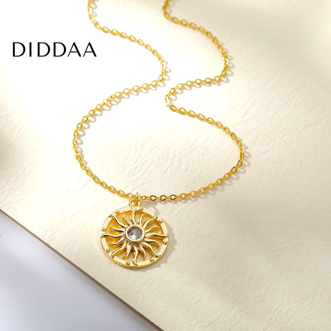 Nombre Pendant Necklace | Gold Shimmering Sun Zirconia Chain - Necklaces