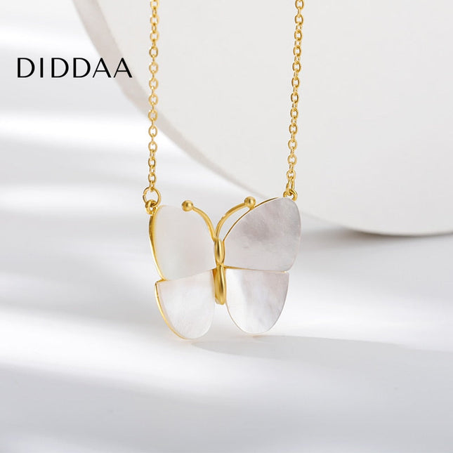 Jubille Pendant Necklace | Gold Pearl White Butterfly Chain - Necklaces