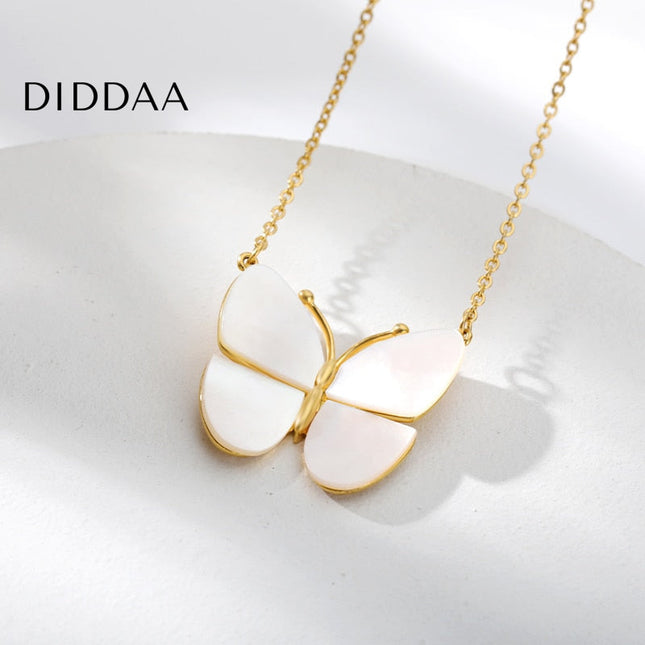 Jubille Pendant Necklace | Gold Pearl White Butterfly Chain - Necklaces
