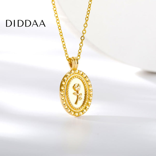 Laisse Pendant Necklace | Gold Rose Flower Chain - Necklaces