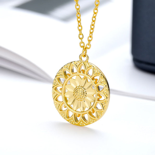Sierra Pendant Necklace | Gold Large Sun Chain - Gold - Necklaces