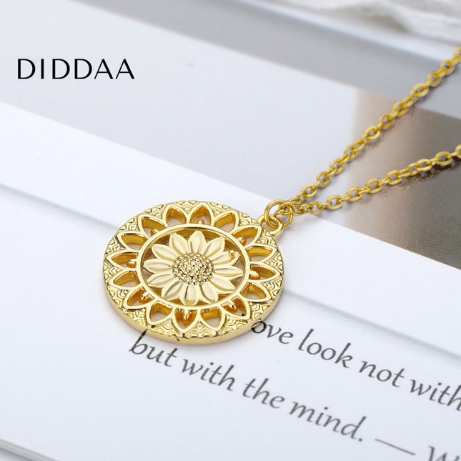 Sierra Pendant Necklace | Gold Large Sun Chain - Necklaces