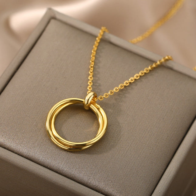 Deuce Pendant Necklace | Gold Double Ring Chain - Gold - Necklaces