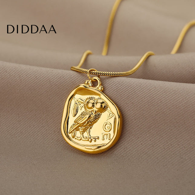 Mauvais Pendant Necklace | Gold Bird Chain - Gold - Necklaces