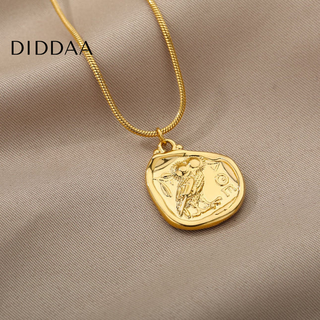 Mauvais Pendant Necklace | Gold Bird Chain - Gold - Necklaces