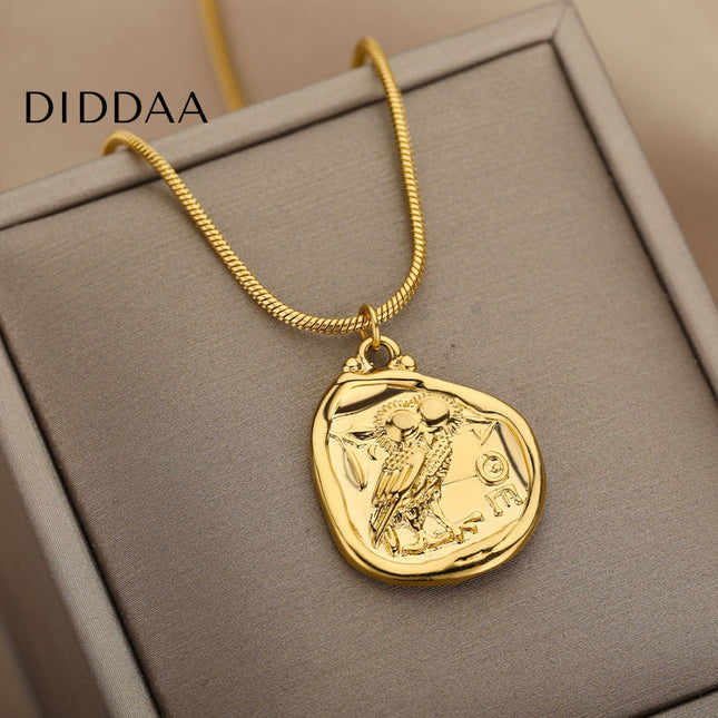 Mauvais Pendant Necklace | Gold Bird Chain - Gold - Necklaces