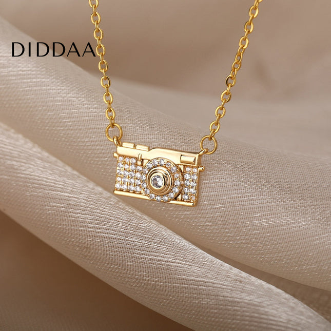 Highlight Pendant Necklace | Gold Zirconia Camera Chain - Gold - Necklaces