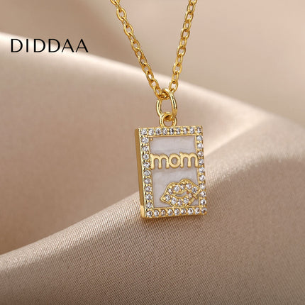 Garde Pendant Necklace | Gold Mom Zirconia Square Chain - Gold - Necklaces
