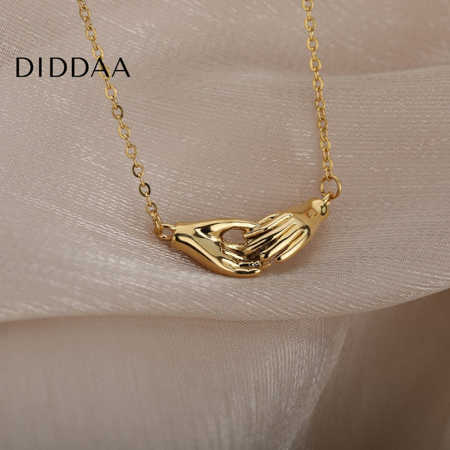 Douce Pendant Necklace | Gold Silver Holding Hands Chain - Necklaces