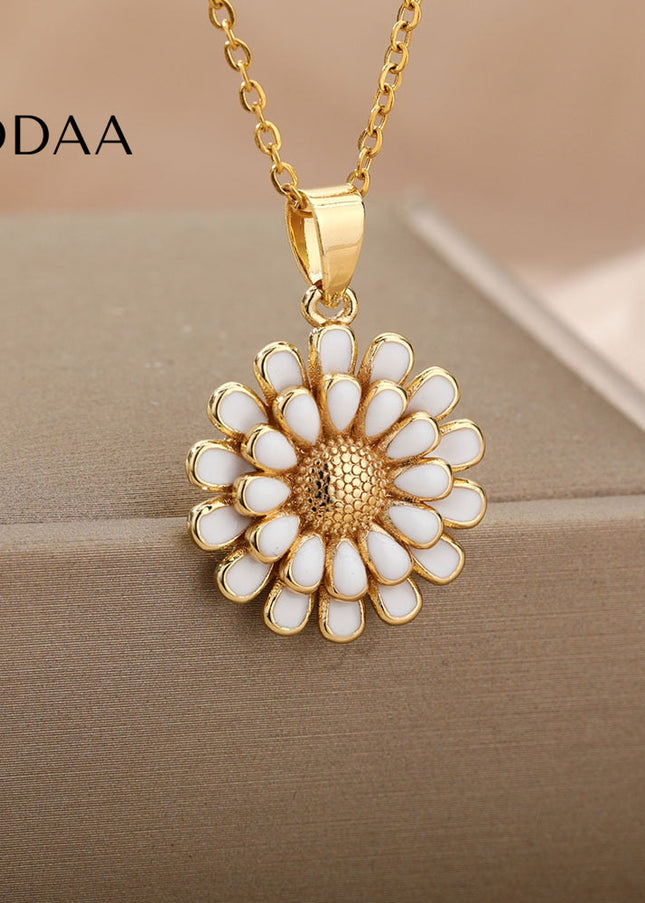 Heure Pendant Necklace | Gold White Sunflower Chain - Necklaces