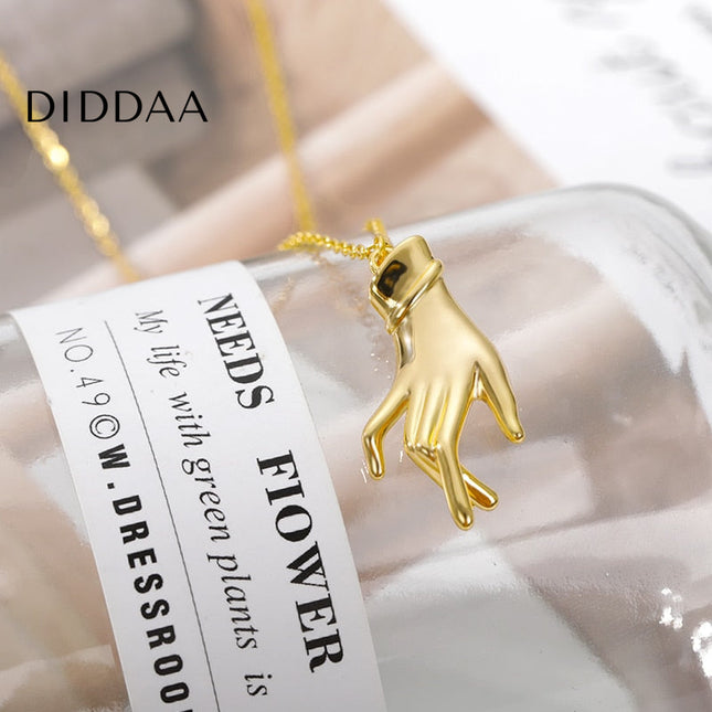 Palm Pendant Necklace | Gold Hand Chain - Gold - Necklaces