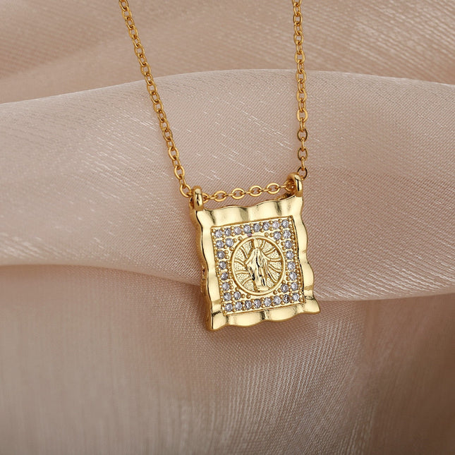 Mariere Pendant Necklace | Gold Zirconia Square Chain - Gold - Necklaces