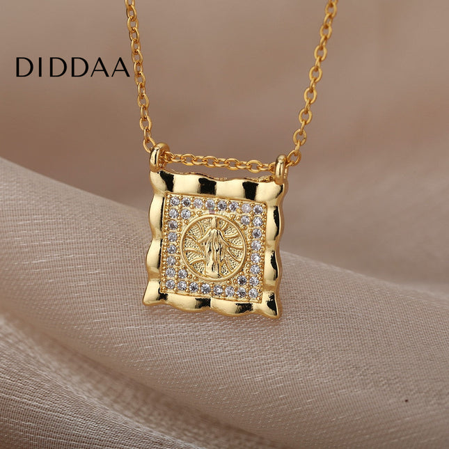 Mariere Pendant Necklace | Gold Zirconia Square Chain - Gold - Necklaces
