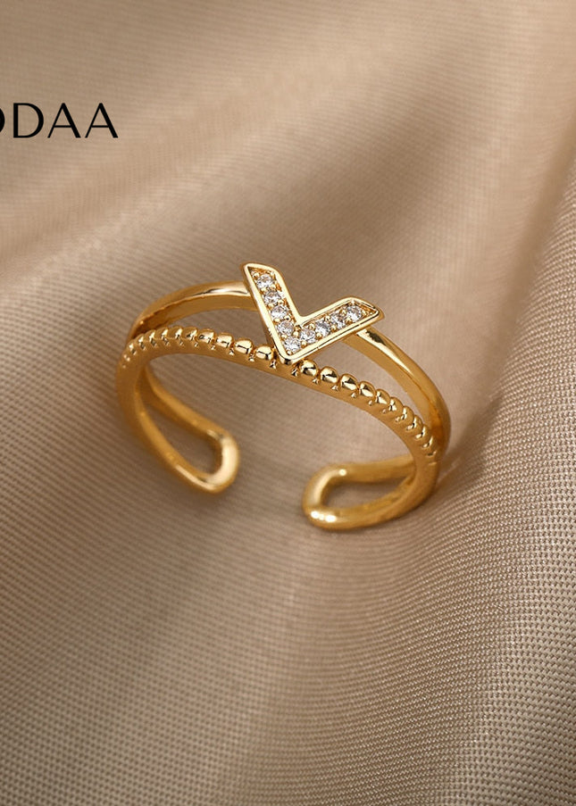 Venie Ring | Gold Zirconia V Ring - Rings