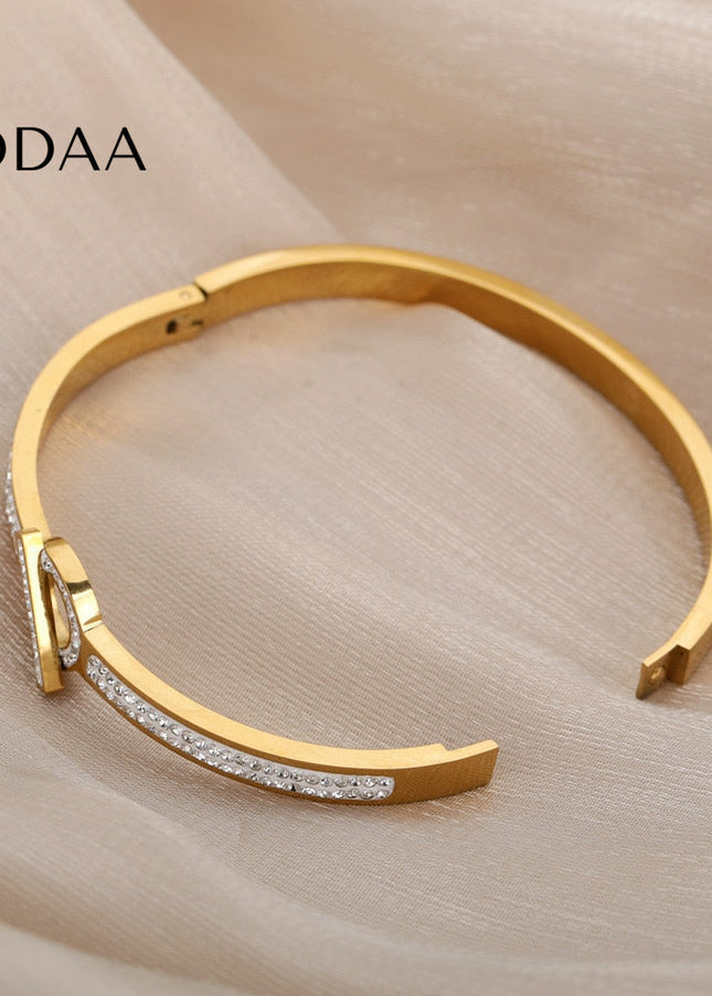 Quartier Bracelet Gold Zirconia Resizable Bangle - Gold - Bracelets