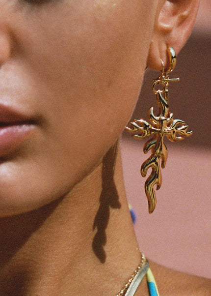 Jieding European and American stainless steel cross earrings premium sense earrings titanium steel niche earrings cross-border earrings