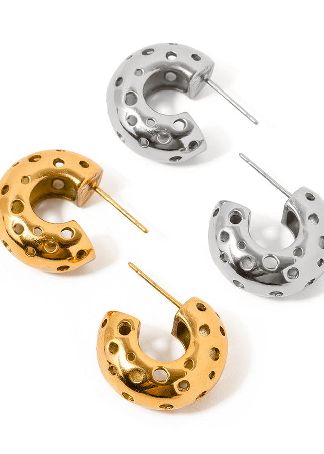 18k gold stainless steel round hollow C-shaped earrings 2023 new trendy temperament Internet celebrity niche design earrings