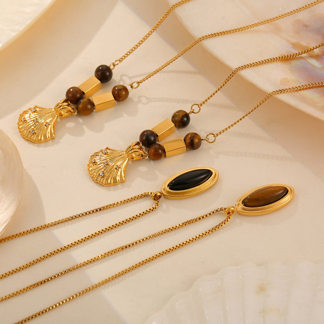 Ribbon Necklace