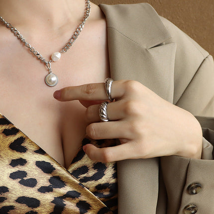 Roxy Ring