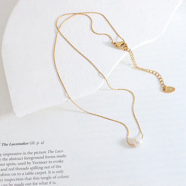 Ruffle Necklace