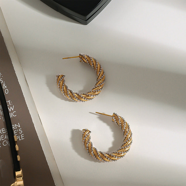 Jieding European and American cross-border stainless steel double C earrings high-end light luxury niche earrings titanium steel earrings