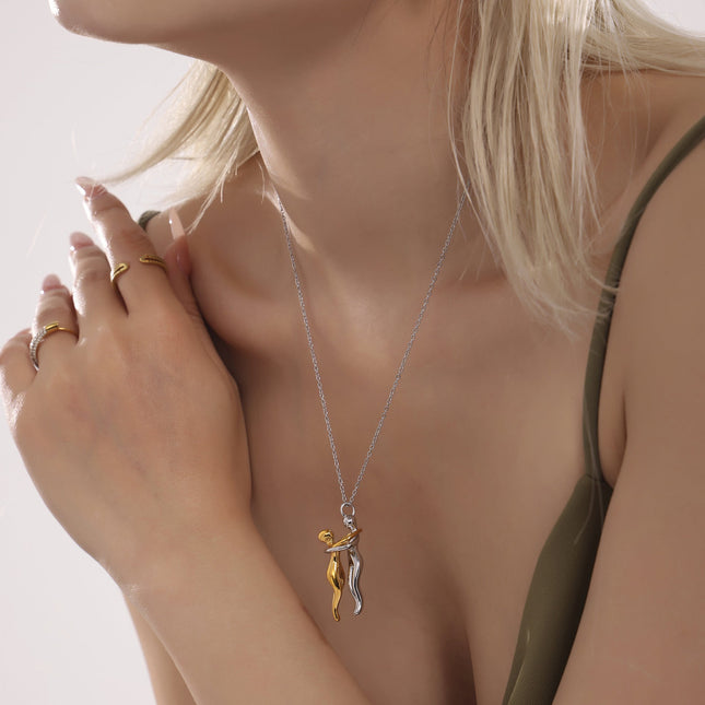 Mystery Love's Embrace Niche Detachable Necklace Couple Gift Trendy Fashion Personality Exquisite Design Sense Spot