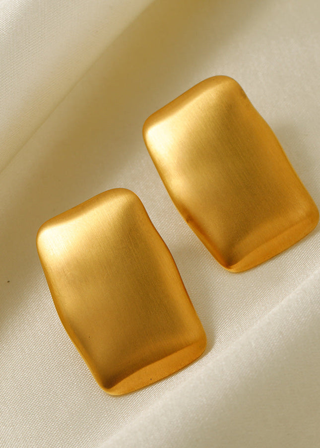 Niche vintage 18K gold European and American luxury rectangular matte brushed earrings earrings women's instide cold wind studs