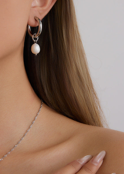 Jieding European and American stainless steel pearl earrings, light luxury, high-end earrings, non-fading jewelry, titanium steel jewelry, cross-border women