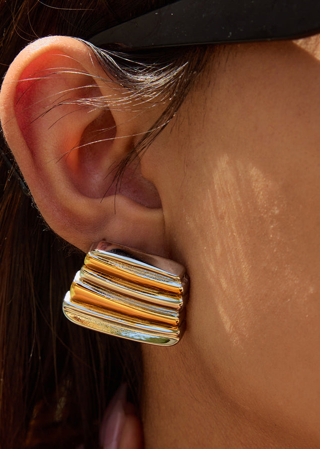 Jieding European and American stainless steel color-blocked earrings, light luxury, high-end earrings, non-fading titanium steel jewelry, design sense