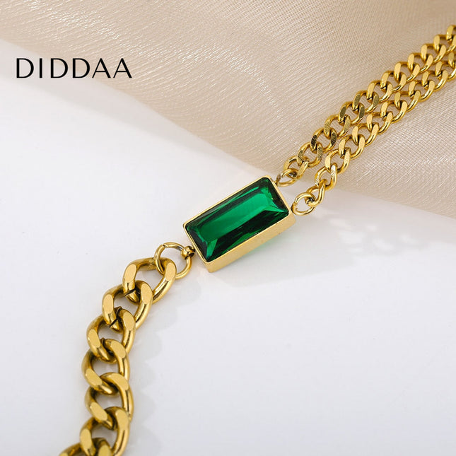 Seconde Bracelet | Gold Zirconia Green Stone Chain Link Bracelet - Gold - Bracelets