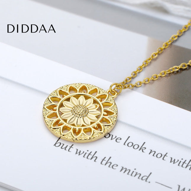 Sierra Pendant Necklace | Gold Large Sun Chain - Necklaces