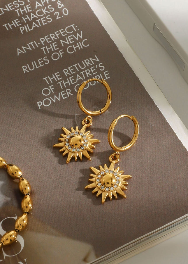 Jieding Europe and the United States with full diamonds, titanium steel earrings, non-fading earrings, light luxury, high-end earrings, stainless steel jewelry, cross-border