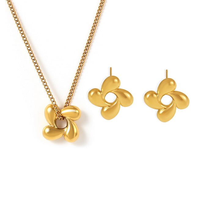 Stella Necklace