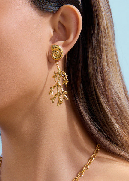 Jieding European and American stainless steel conch earrings, light luxury, high-end earrings, women's design sense earrings, titanium steel jewelry, cross-border