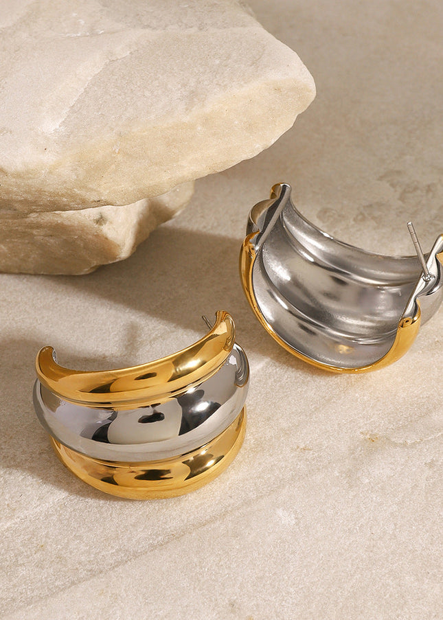 Jieding European and American stainless steel color-blocked double C earrings are high-end niche ins stud earrings titanium steel color-retaining earrings cross-border