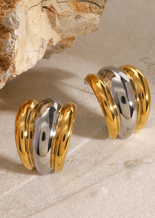 Jieding European and American stainless steel color-blocked double C earrings are high-end niche ins stud earrings titanium steel color-retaining earrings cross-border