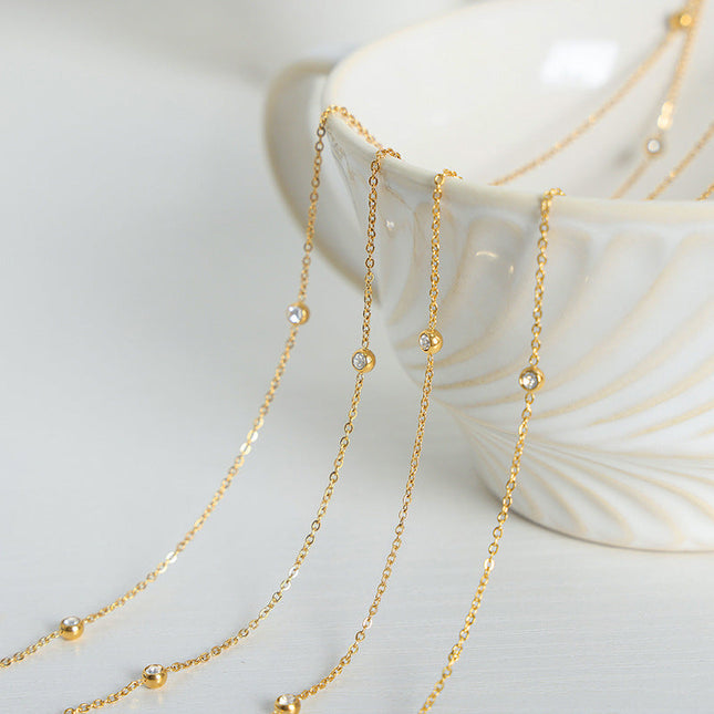 The new high-end ins, the niche design, the simple trend, the titanium steel gold-plated diamond-inlaid clavicle chain, the personality jewelry women