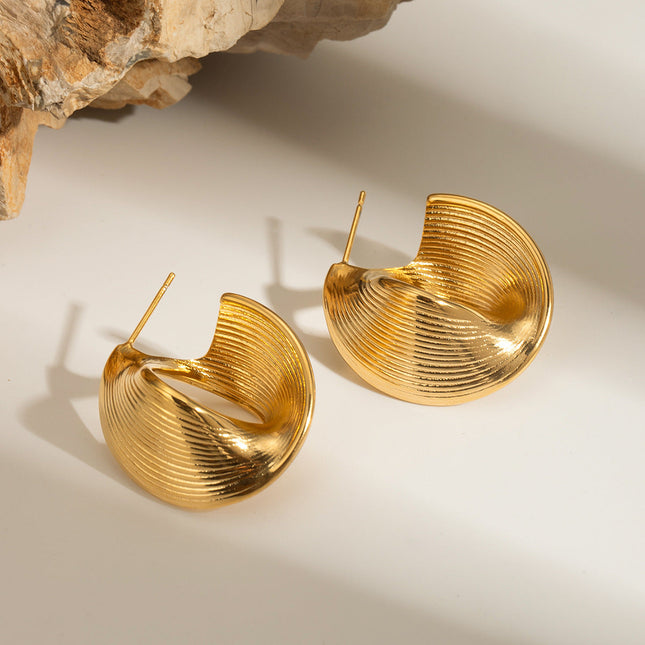 Jieding European and American stainless steel earrings high-end ins stud earrings retro earrings European and American cross-border jewelry titanium steel earrings