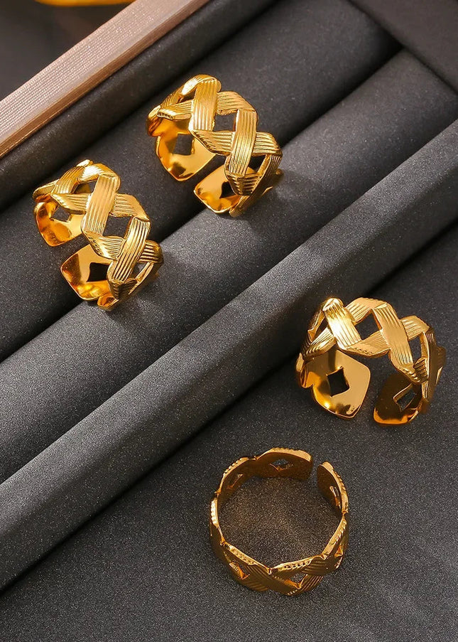 French ins cold wind simple winding texture ring titanium steel plated 18k gold personality opening adjustable ring woman