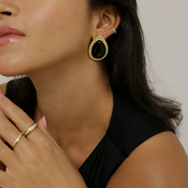 Jieding European and American stainless steel oval stud earrings luxury vintage earrings, titanium steel earrings, cross-border jewelry earrings